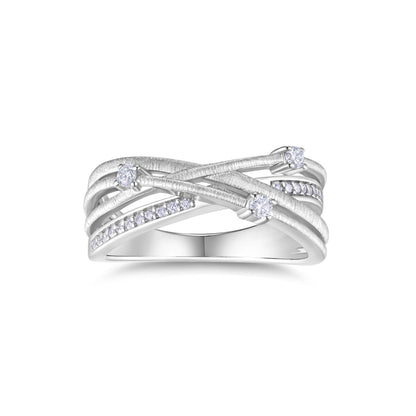 A Luxurious And Fashionable Minimalist Jewelry Ring Featuring Top-quality Moissanite, Made Of S925 Silver Electroplated With Platinum.