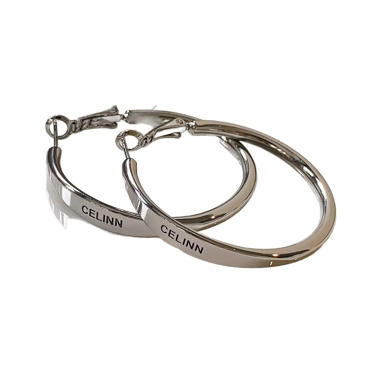 Silver Needle Smooth Letter Large Circular Ear Ring