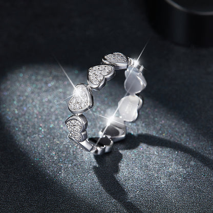 The Love String - A Luxurious And Fashionable Light Luxury Trend Jewelry Silver Ring Set With Top-quality Moissanite. It Is Made Of S925 Silver Electroplated With Platinum.