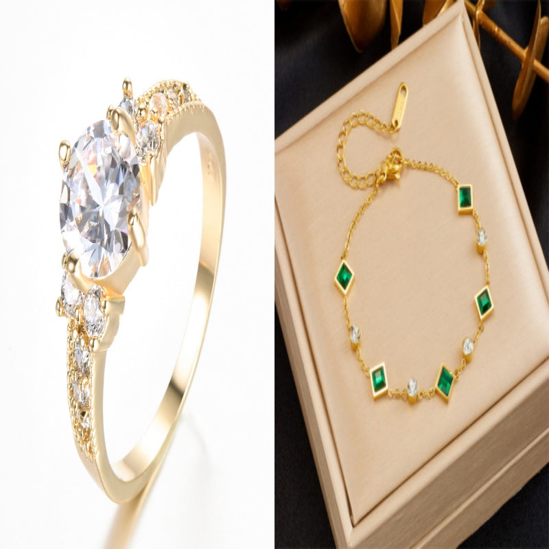 Rhinestone Zircon Four Claw Round Ring
