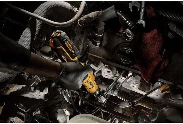 DEWALT XTREME™ 12V MAX* Brushless 3/8 in. Ratchet Kit (DCF503GG1)