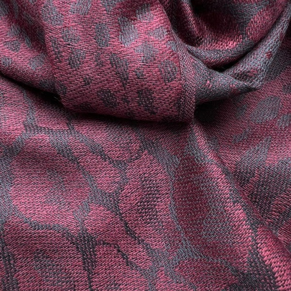 2pcs Floral Romantic Jacquard Florals On Vivid Magenta Long Scarf ,Luxe Look For Evening Wear,Scarf,vacation,daily Life,evening Party,Office Appropriate Subtlety For Women Men